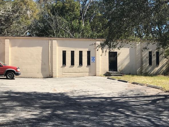 2627 Spring Park Rd, Jacksonville, FL 32207